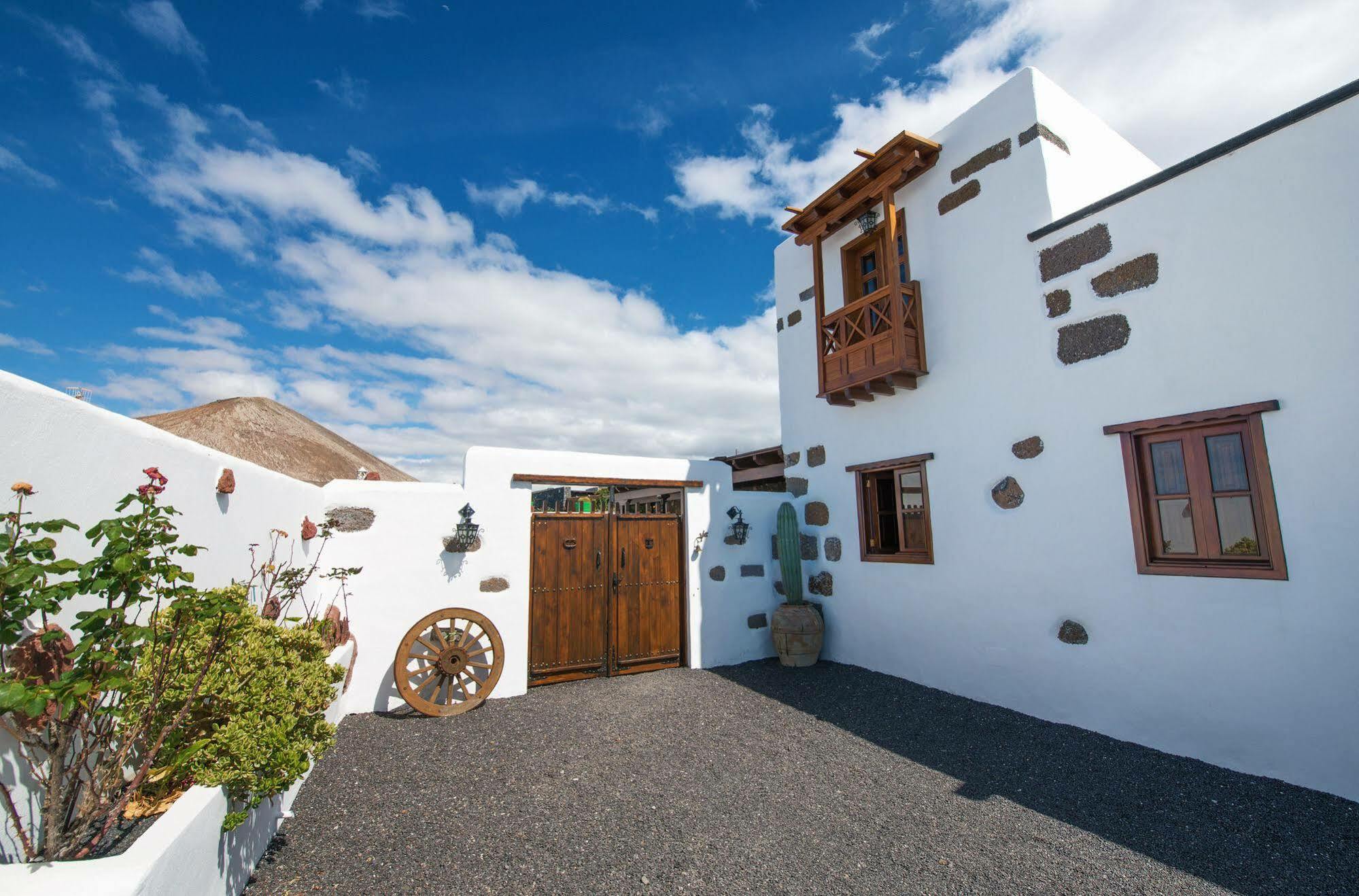 티나조 Casa Emblematica Garaday Lanzarote 게스트하우스 외부 사진